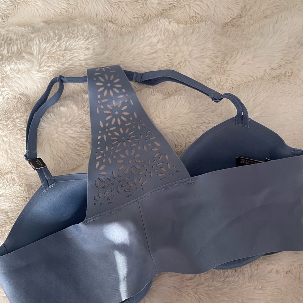 Bra - Picture 2 of 4